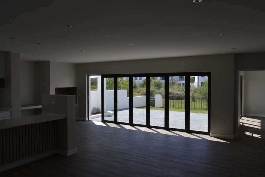 4 Bedroom Property for Sale in Croydon Gardens Estate Western Cape